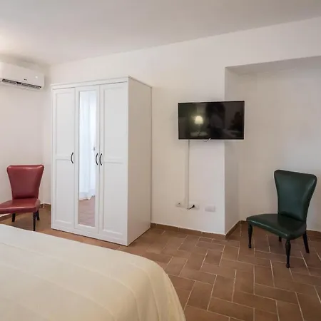 La Crociata Bed & Breakfast