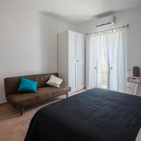 La Crociata Bed & Breakfast